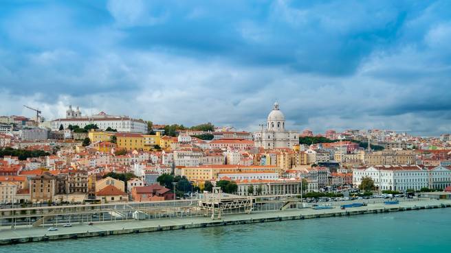 Doporučujeme! Portugalsko ✈ 3 tipy na levné letenky do Lisabonu z Prahy, Vídně a Krakova↔ od 1.917 Kč