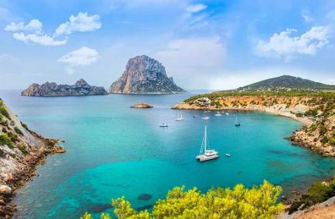 TIP! Laudamotion - Španělsko - levné letenky Ibiza z Vídně (a zpět) 999,- kč