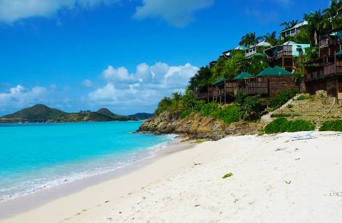 Sleva! Air Canada - Karibik - Antigua a Barbuda - levné letenky Antigua z Prahy (a zpět) 12.390, kč