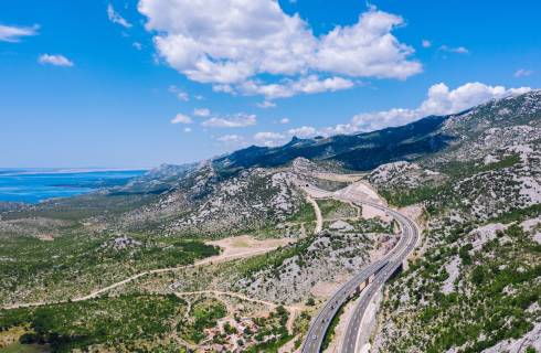 Doporučujeme! Chorvatsko z Česka - Dalmácie - levné letenky Zadar z Prahy (tam a zpět) od 622,- Kč