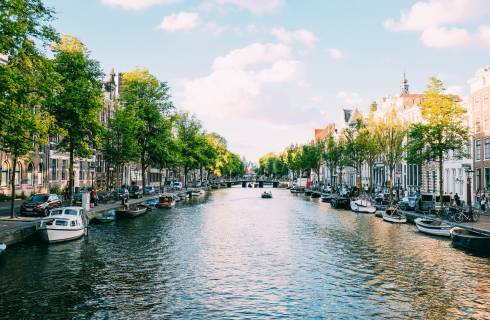 TIP! Easyjet! Nizozemsko - levné letenky Amsterdam z Prahy a Vídně (zpáteční) na léto od 1.685,- Kč