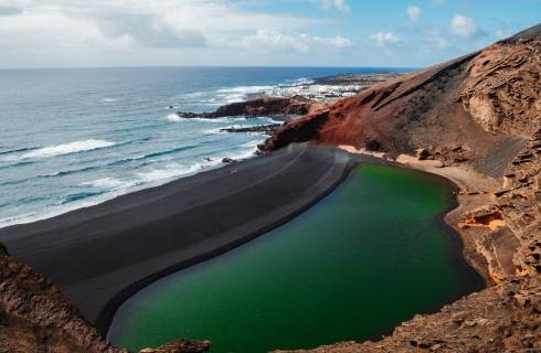 TIP! Ryanair - Španělsko - Kanárské ostrovy - letenky na Lanzarote z Vídně na jaro a léto ↔ od 1.055,- Kč