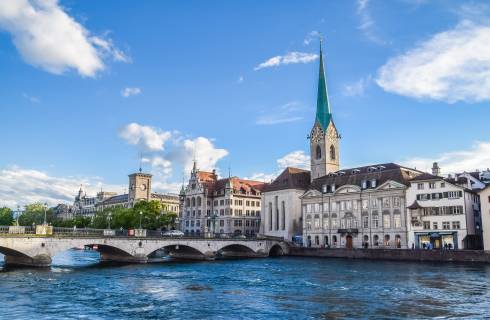 Nový spoj! Austrian Airlines ✈ Švýcarsko - akční letenky Curych z Vídně ↔ 4.290 Kč