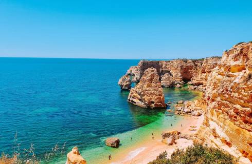 Portugalsko ✈ Algarve - 4 tipy na zpáteční akční letenky Faro z Prahy od 2.066 Kč