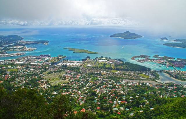 Swiss ✈ Seychely -obousměrné akční letenky Mahe Island z Vídně 14.590 Kč