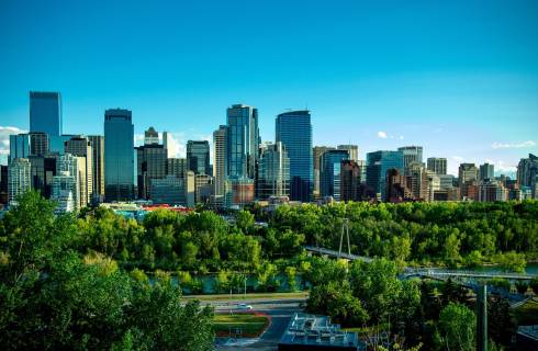 Condor ✈ Kanada - obousměrné levné letenky do Calgary z Prahy 11.990 Kč