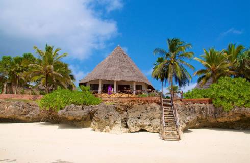 Qatar Airways ✈ Tanzánie - zpáteční levné letenky na Zanzibar z Vídně 14 990 Kč