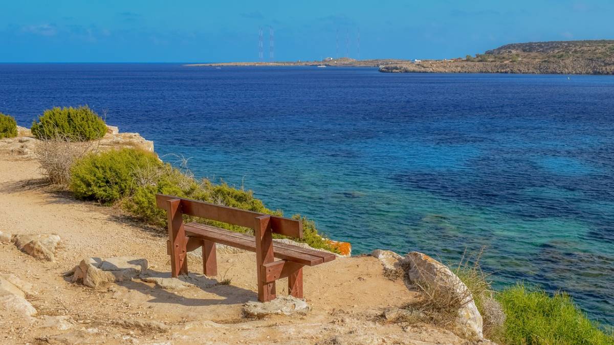 TIP! Ryanair - Kypr - levné letenky Larnaka a Paphos (zpáteční) 770,- kč